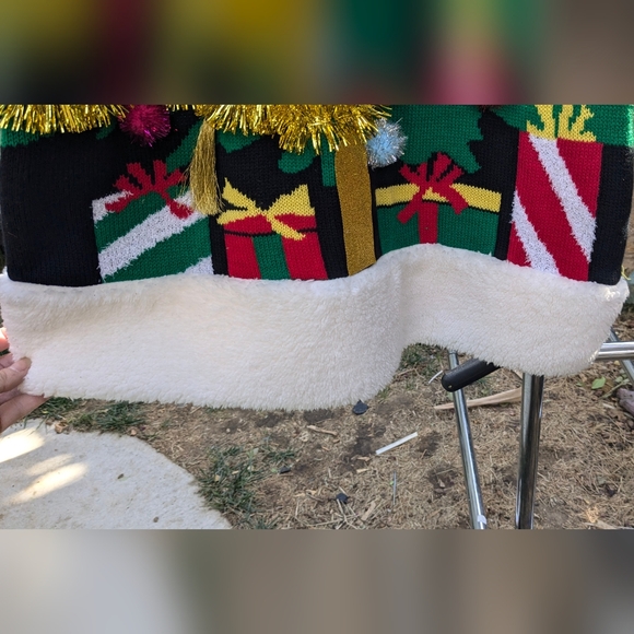 No Boundaries Medium 7-9 Christmas Tree Dress - Picture 4 of 4